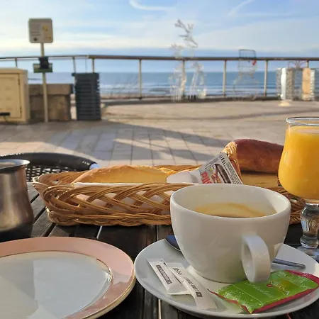 Le Petit Sucre Le Grau-dʼAgde